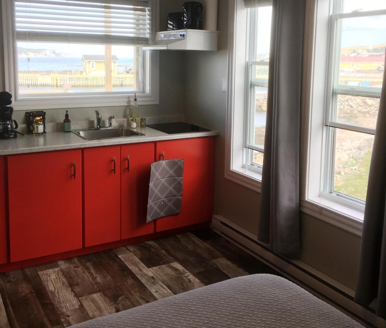 Toulinguet Inn - Suites Twillingate Eksteriør billede